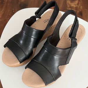 Clark’s Ladies Annadel Platform/ Wedge Genuine Black Leather Sandals